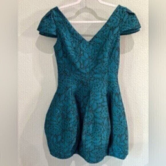 Halston Embroidered Dainty Feminine Mini Dress Coquette Floral Puff Sleeve Party - Picture 1 of 9